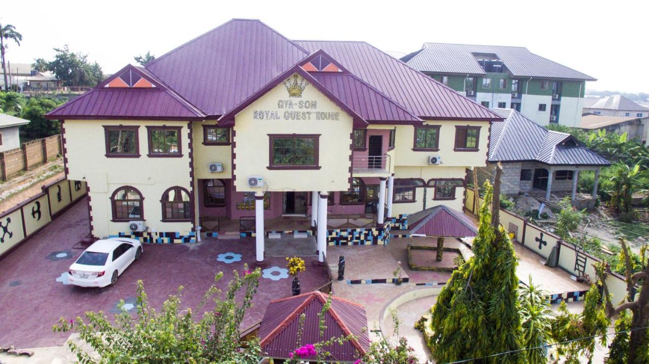 Gya-son Royal Guest House Kumasi Extérieur photo