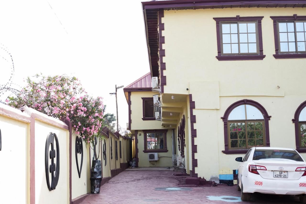 Gya-son Royal Guest House Kumasi Extérieur photo
