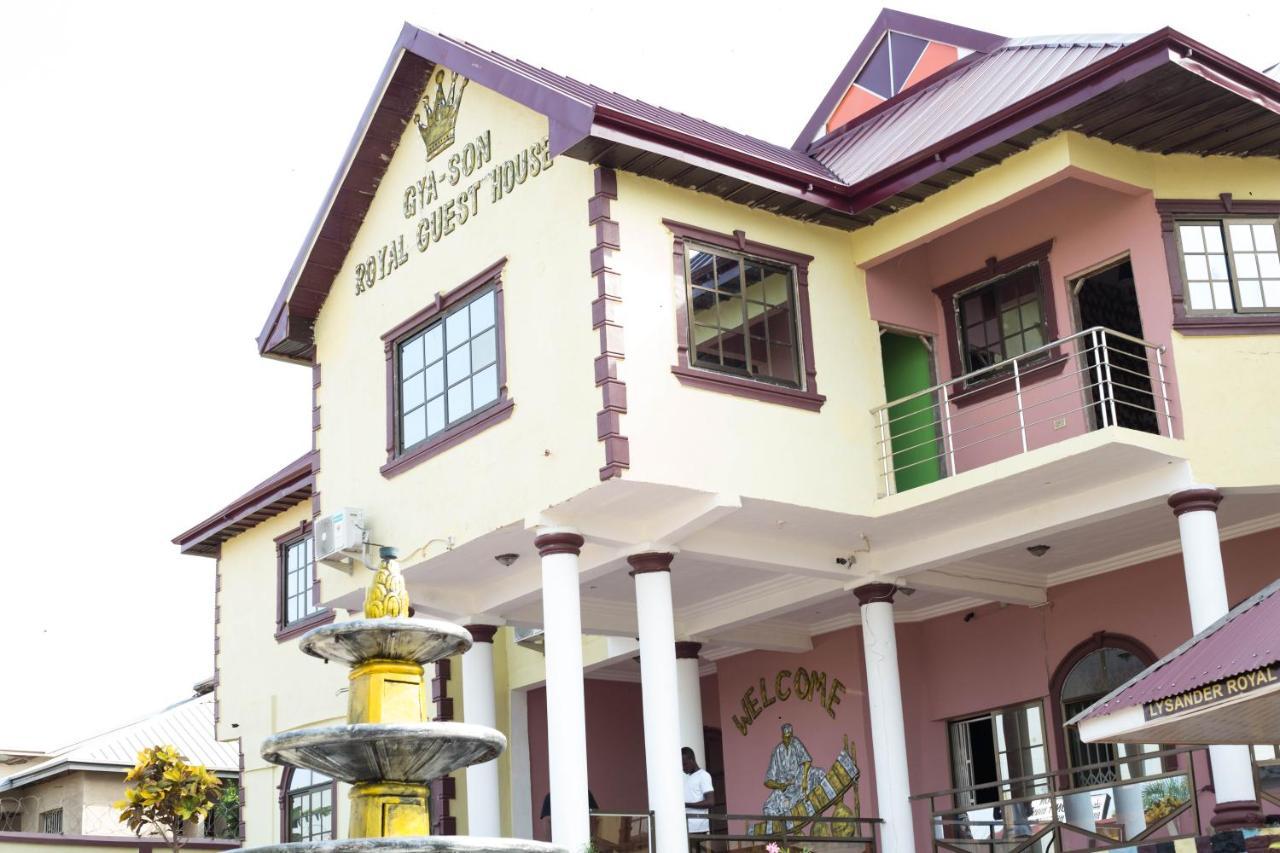 Gya-son Royal Guest House Kumasi Extérieur photo