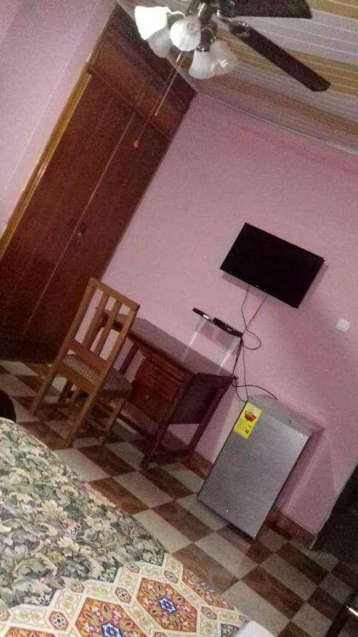 Gya-son Royal Guest House Kumasi Extérieur photo