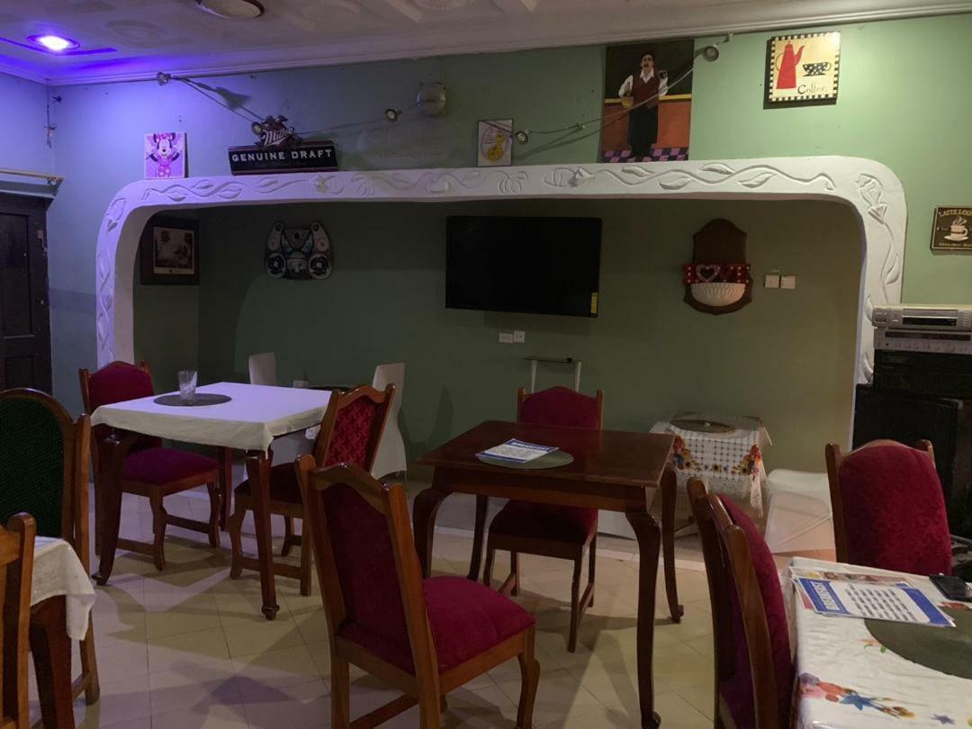 Gya-son Royal Guest House Kumasi Extérieur photo