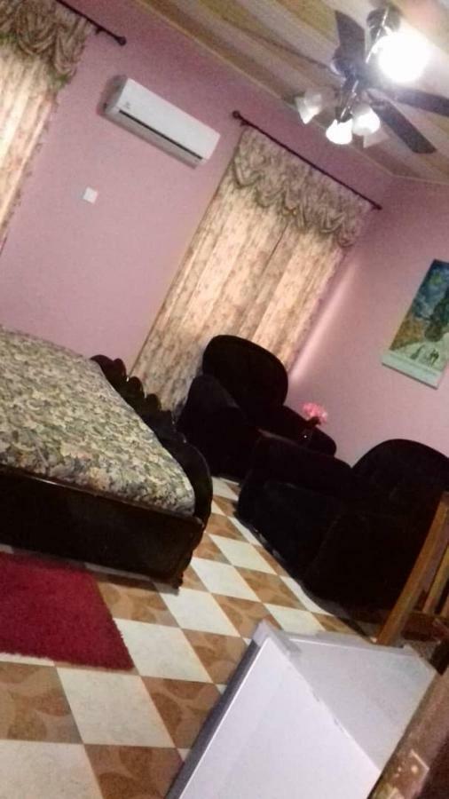 Gya-son Royal Guest House Kumasi Extérieur photo