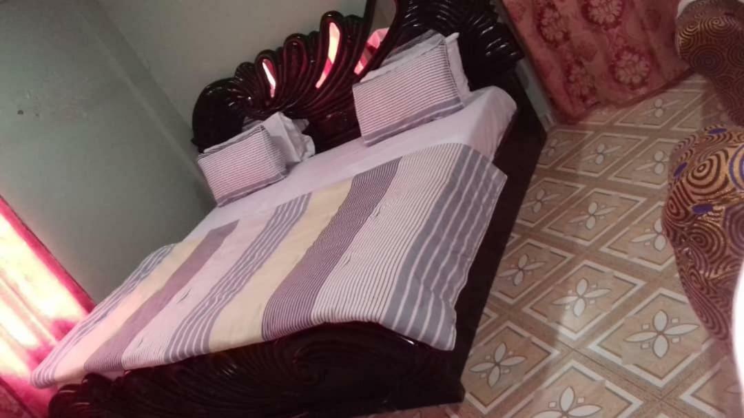 Gya-son Royal Guest House Kumasi Extérieur photo