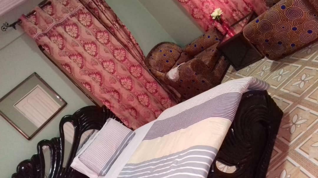 Gya-son Royal Guest House Kumasi Extérieur photo